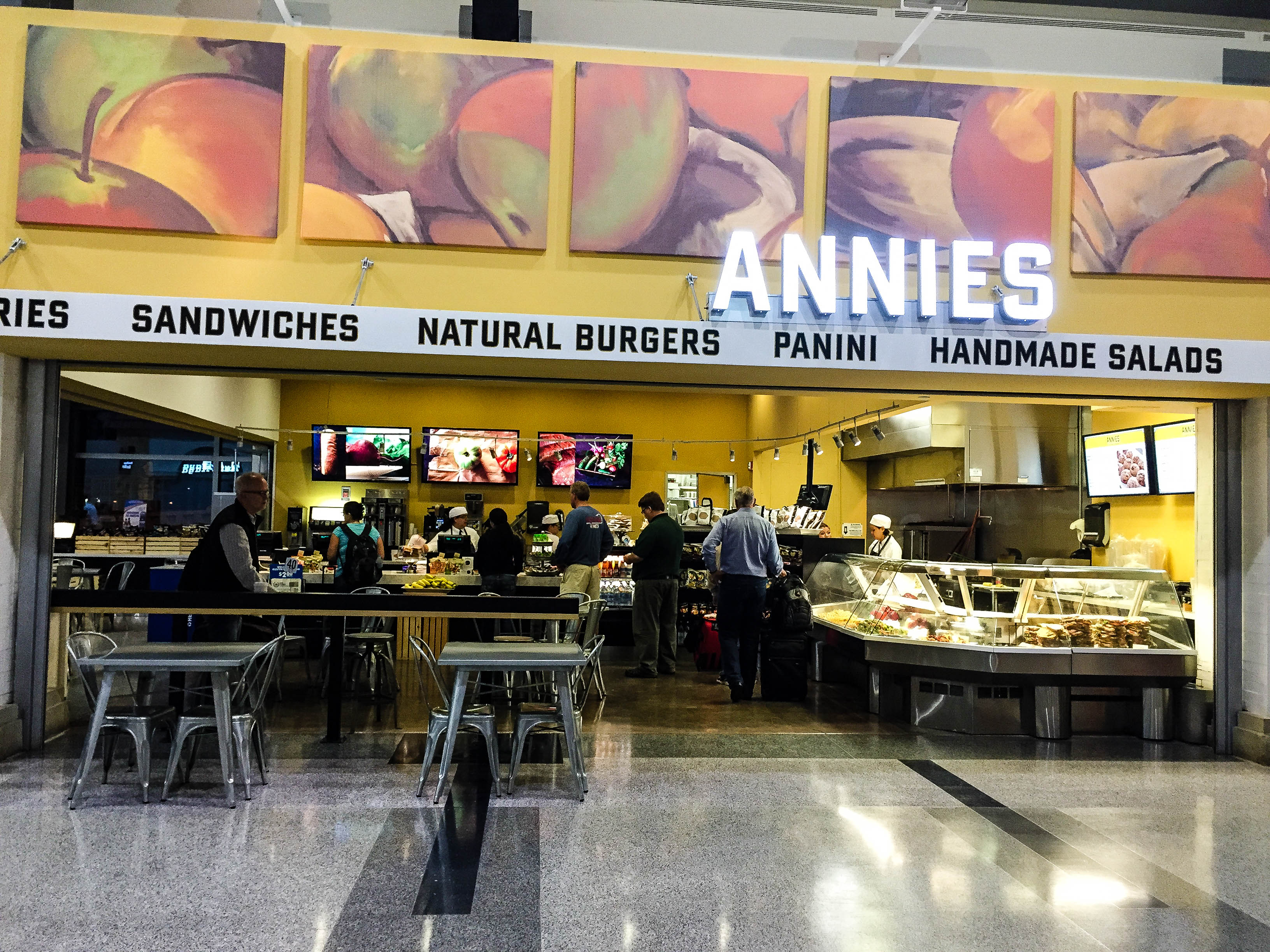 Healthy Eats at Austin-Bergstrom International Airport